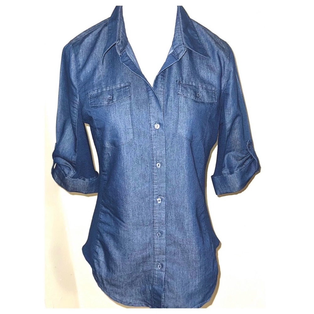 Button Front Denim Chambray 3/4 Sleeve Shirt with Stretch Side Panels, Sz M